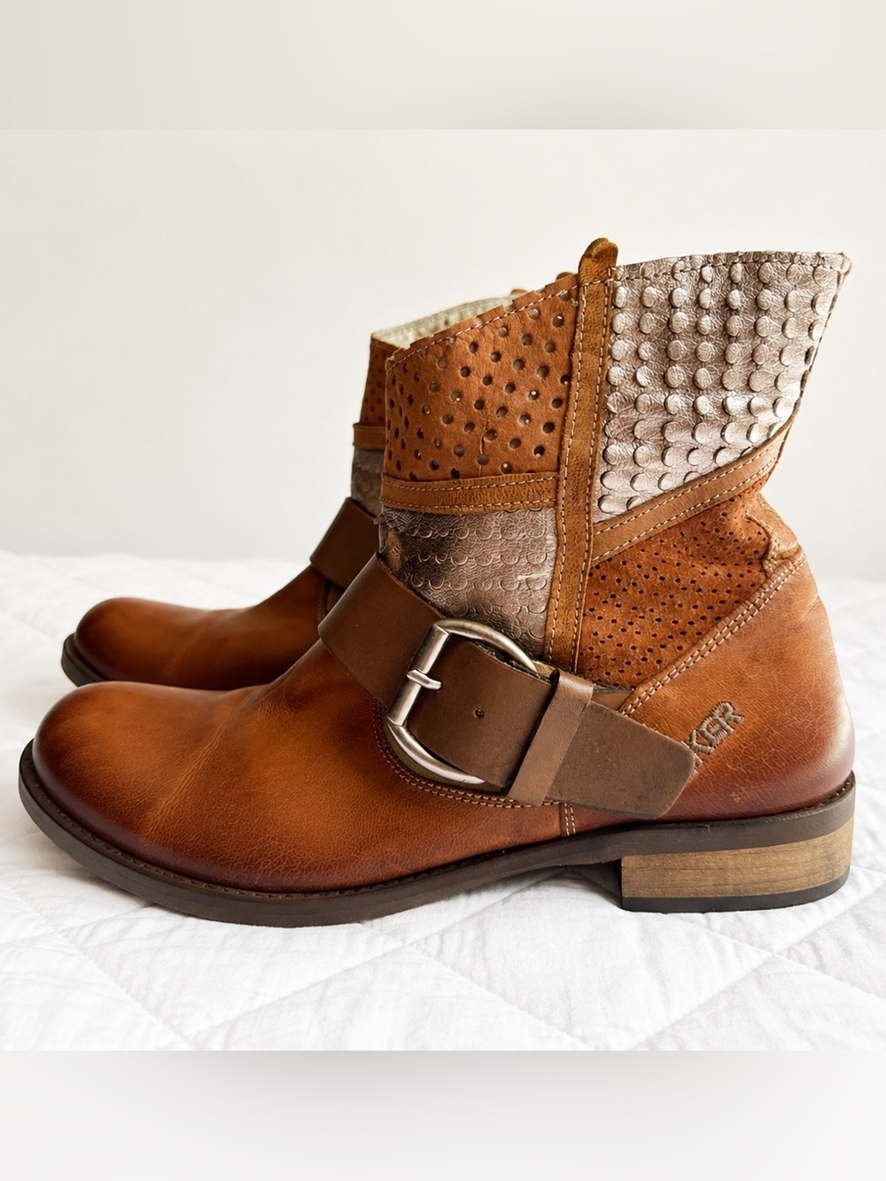 BUNKER Spain Brown Leather Perforated Buckle Moto Boots EU 38​